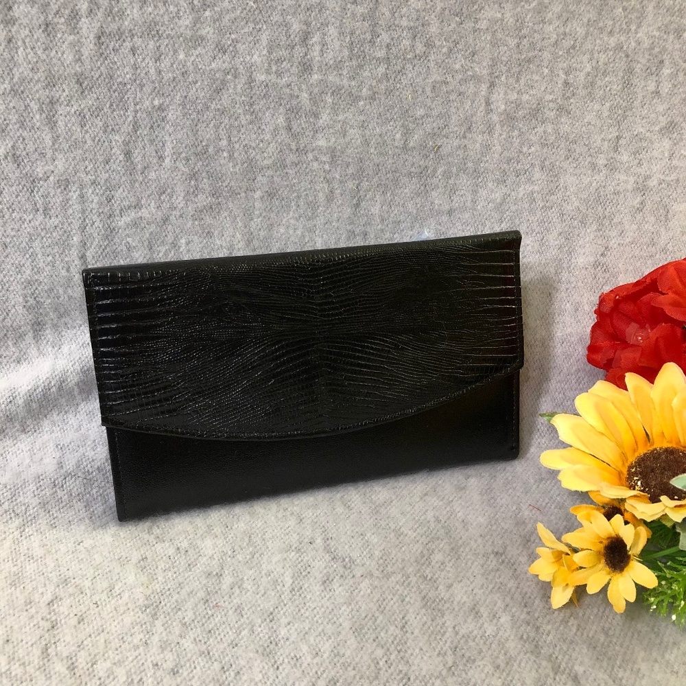 NWOT - Princess Gardner Black Embossed Leather Wallet